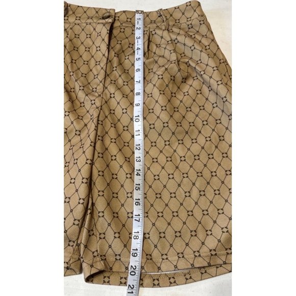 Shein Black/Beige Diamond Print Shorts Polyester Blend Size 6/Med (US)/38 (EU) - Picture 10 of 16